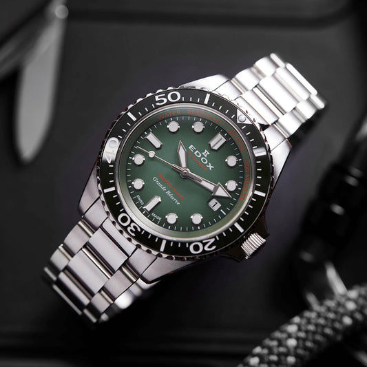 Ρολόι ανδρικό Edox Neptunian Grande Réserve 10242-TINM-BUIDN με μπρασελέ και πράσινο καντράν