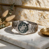 Ρολόι Γυναικείο Guess G Cube Ασημί με Πράσινο Πετρόλ Καντράν και Ασημί Μπρασελέ GW0861L7