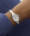 Ρολόι Γυναικείο Guess Mini Oval Ασημί με Ασημί Καντράν και Bangle Μπρασελέ GW0924L1