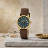 Ρολόι Γυναικείο Guess Mini Luna Χρυσό με Πράσινο Καντράν και Καφέ Δερμάτινο Λουράκι GW1032L8
